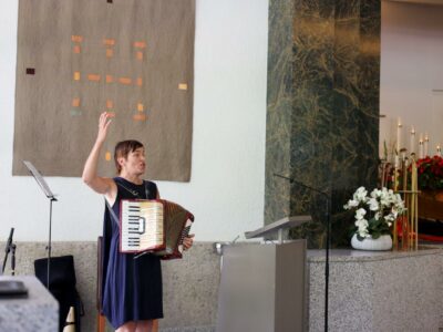 Maren Rahmann - Akkordeon & Gesang
